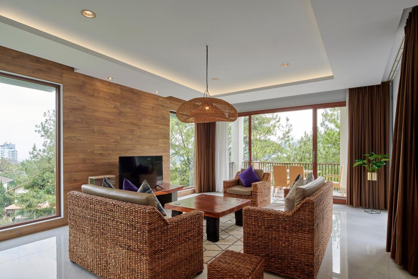 Anindya Hill View Villa 7 Bedrooms With A Private Swimming Pool Bandung Dış mekan fotoğraf