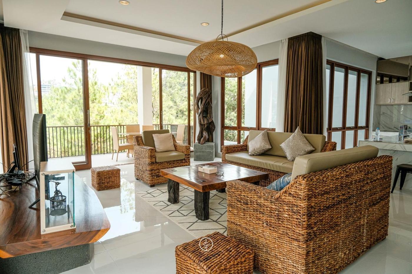 Anindya Hill View Villa 7 Bedrooms With A Private Swimming Pool Bandung Dış mekan fotoğraf
